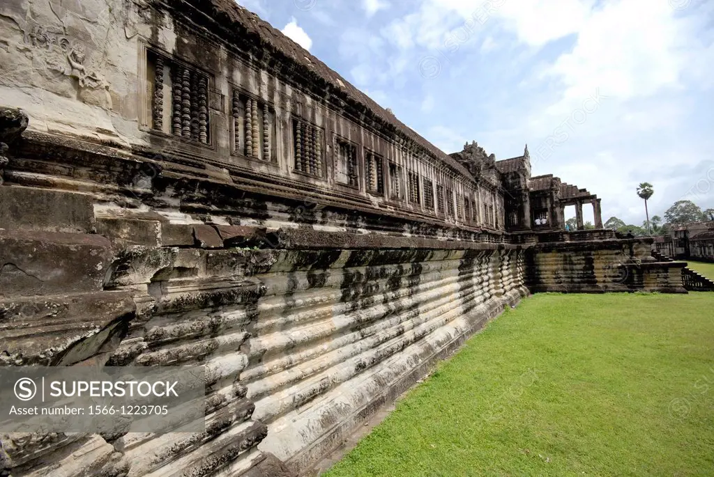 A long decorated wall at Angkor Wat, Cambodia