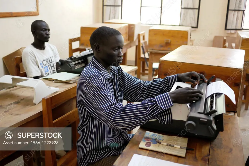 Kenya. At Don Bosco´s school for vocational training, Kakuma refugee camp, Turkana. Typing and computer class