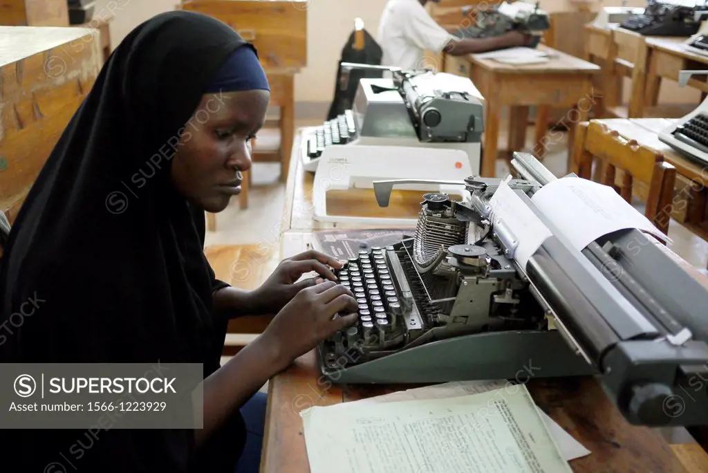 Kenya. At Don Bosco´s school for vocational training, Kakuma refugee camp, Turkana. Typing and computer class.
