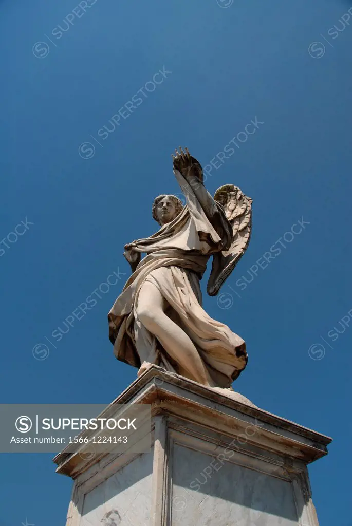 Cosimo Fancelli´s Angel with the Sudarium Veronica´s Veilon Ponte Sant´Angelo, formerly called Pons Aelius, over the river Tiber  Rome, Lazio, Italy, ...