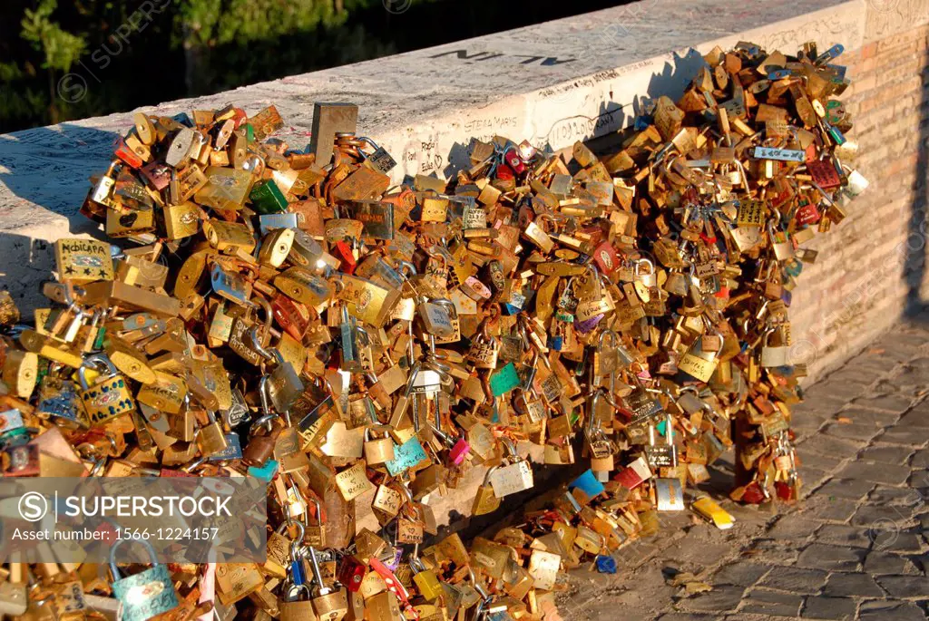 Love padlocks on Ponte Milvio  They were removed in 2012  Rome, Lazio, Italy, Europe.
