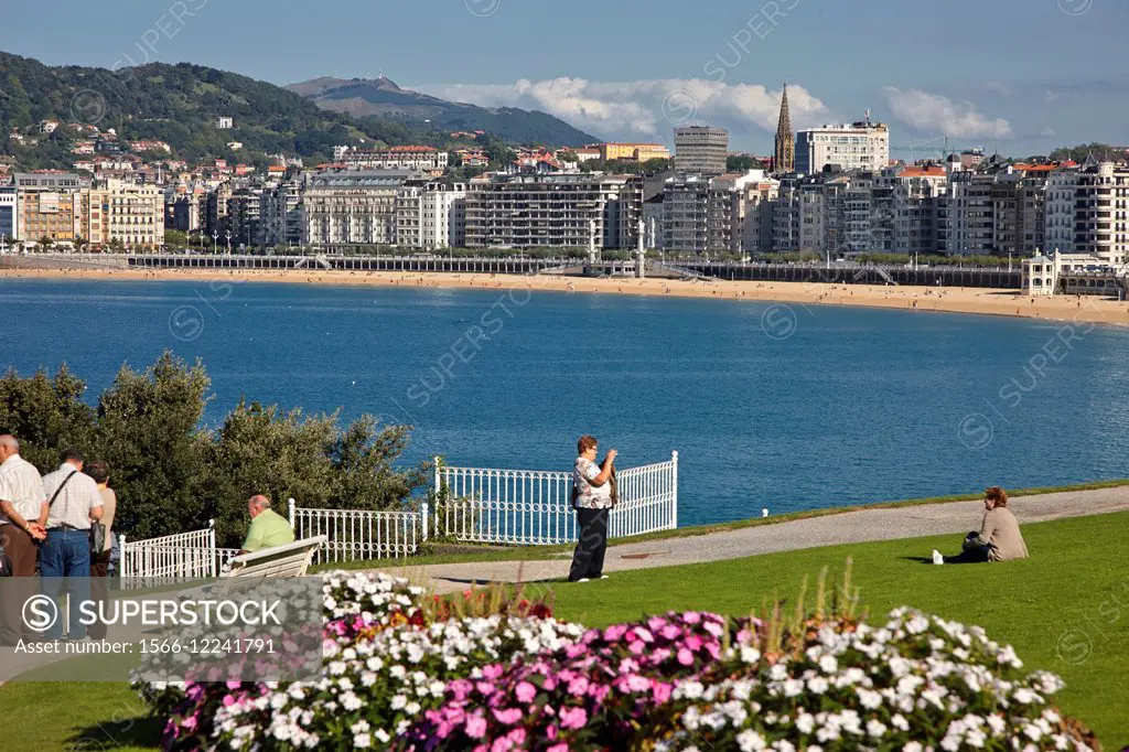 View of La Concha Beach from Palacio de Miramar, Donostia (San Sebastian), Gipuzkoa, Basque Country, Spain.