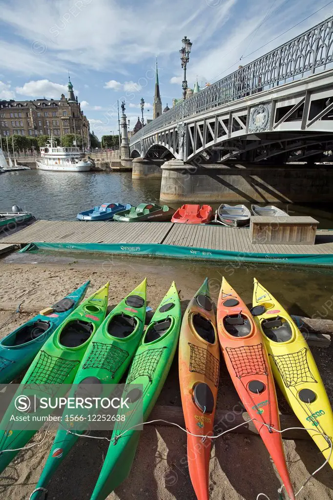 Kayaks, Djurgardsbron, Stockholm, Sweden.