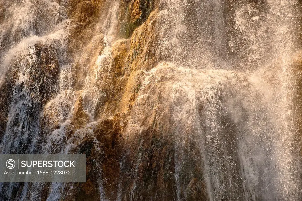 Waterfall over the travatine deposits of Plitvice  Plitvice  Plitvi ka  Lakes National Park, Croatia  A UNESCO World Heritage Site