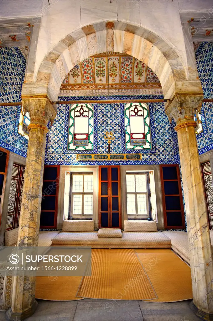 The Enderun Library, also known as Library of Sultan Ahmed III. The walls above the windows are decorated with 16th and 17th century Iznik tiles of va...