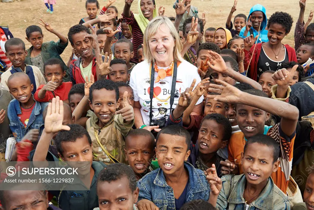 Margaret D  Lowman or ´Canopy Meg´ poses with a group of children in Bahir Dar
