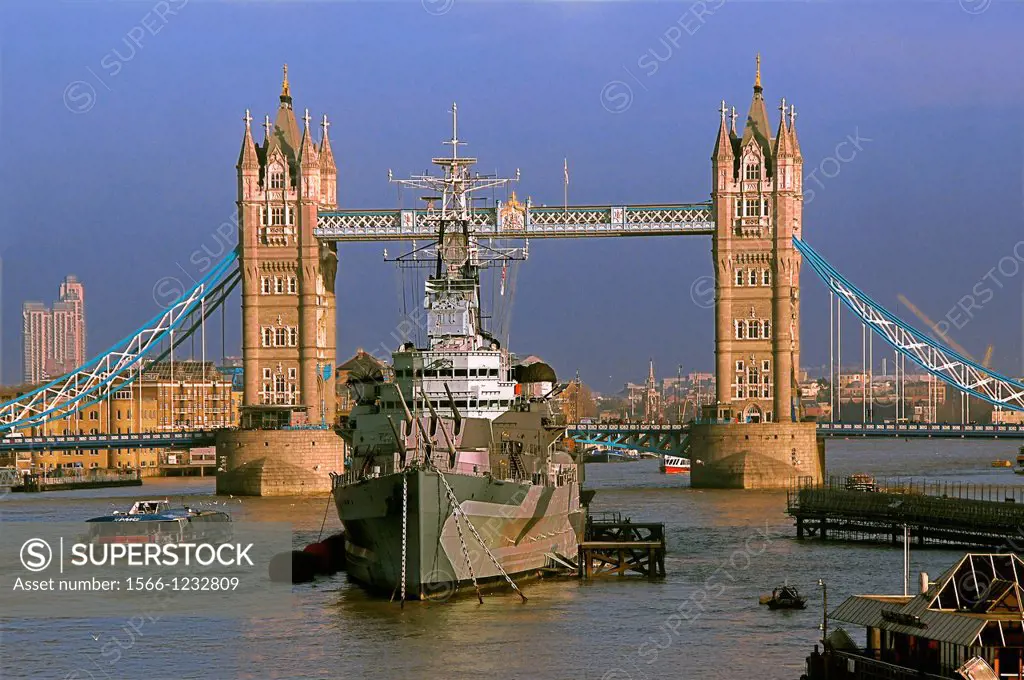 UK, London, the London Bridge, on the Thames river