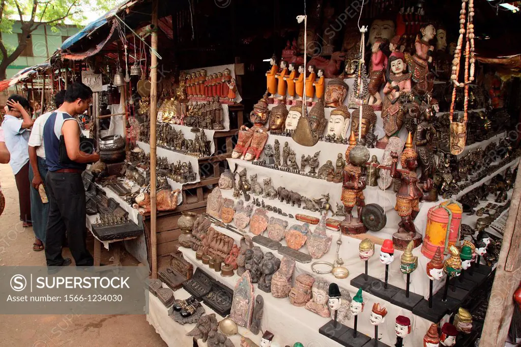 View of the Myinkaba market, Old Bagan, Pagan, Burma, Myanmar, Asia