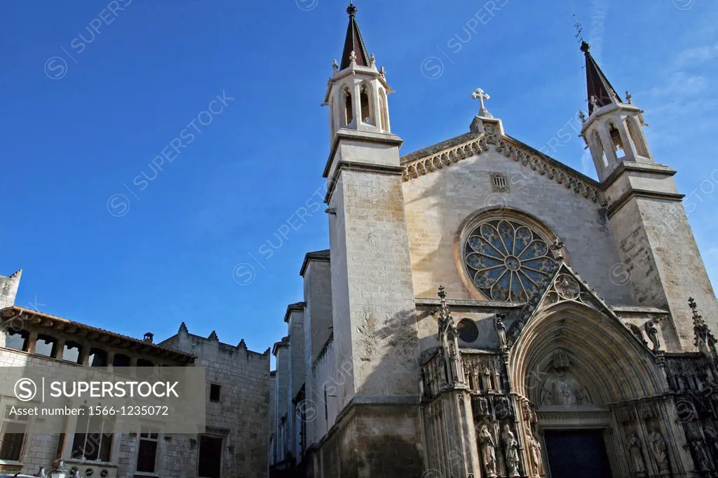 Basilica of Santa Maria, Vilafranca del Penedes, Catalonia, Spain