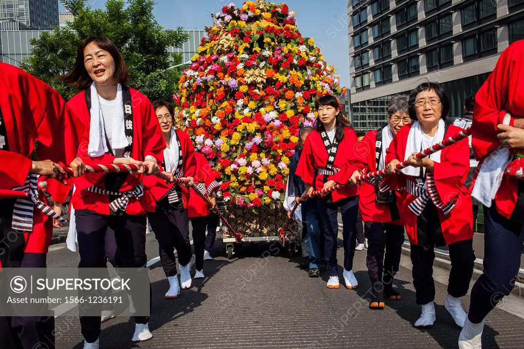 Sanno Matsuri parade The parade begins and ends at HieJinja shrine, Nagata-cho Tokyo city, Japan, Asia