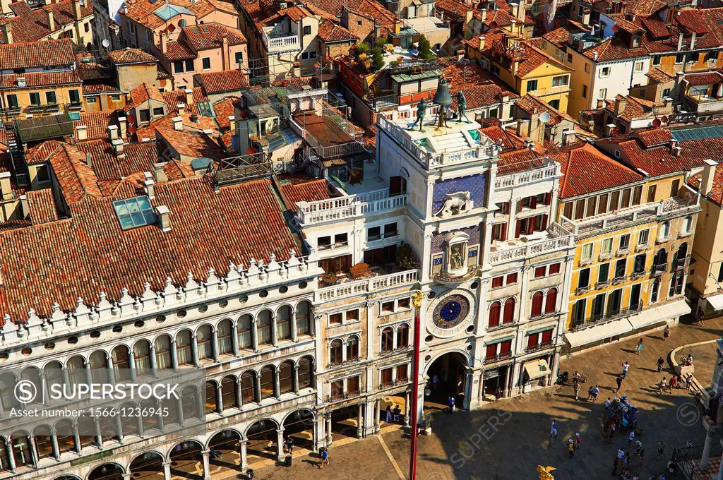 The early renaissance clock tower of Torre dell´ Orologio, San Marco district, Venice, UNESCO World Heritage Site, Venetia, Italy, Europe