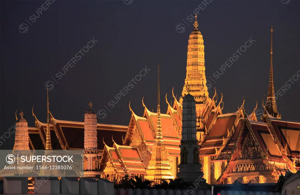 Thailand, Bangkok, Emerald Buddha Temple.