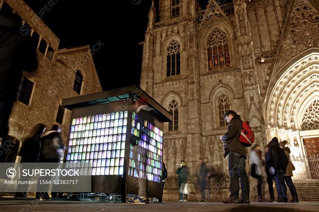Artistic light installation, Cathedral Square, Llum BCN 2015, Barcelona, Catalonia, Spain