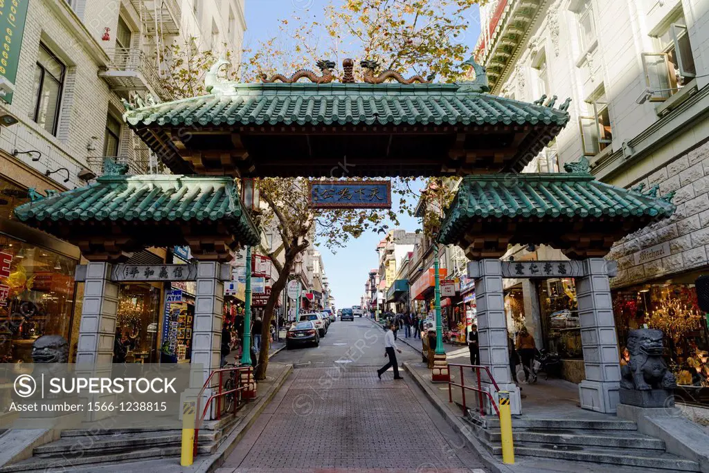 Gate to Chinatown, San Francisco, California, USA