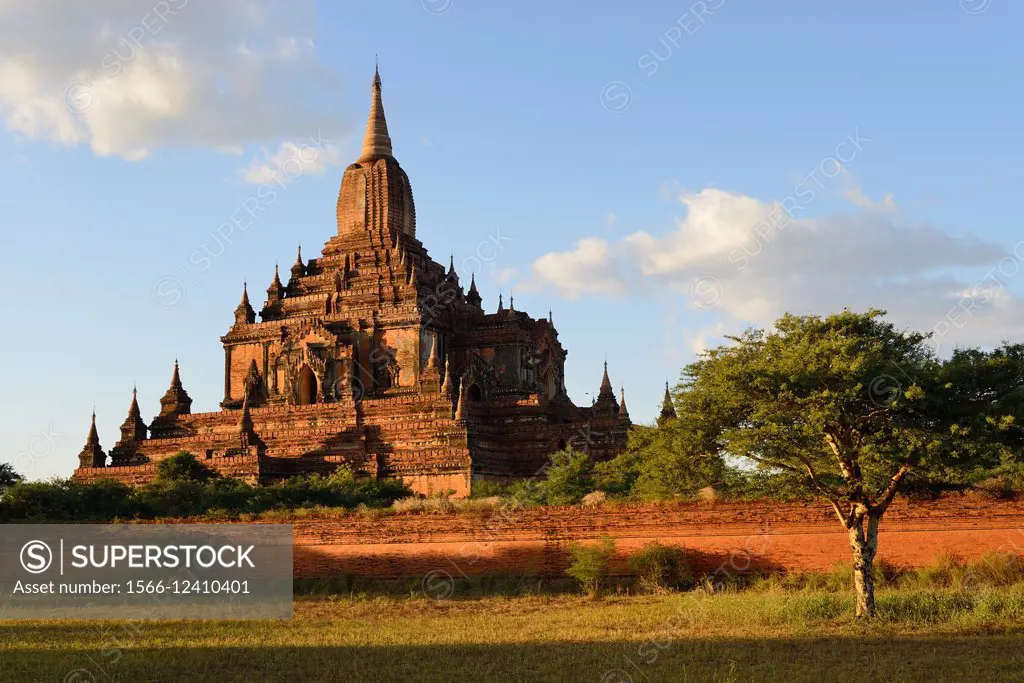 Myanmar, Bagan, Sulamani pagoda.
