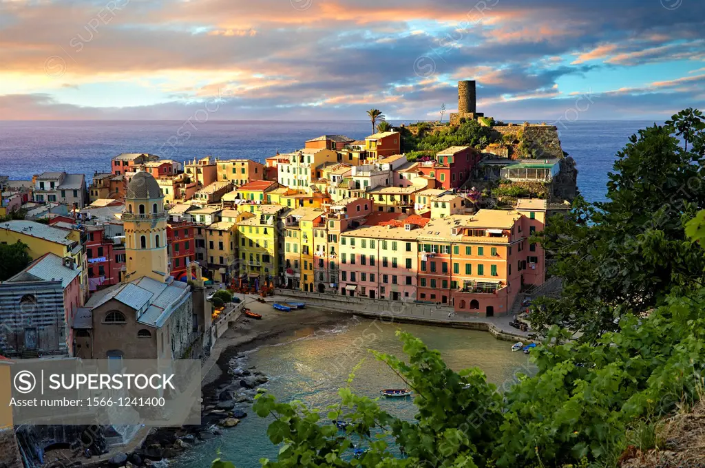 Photo of colorful fishing housesthe fishing port of Vernazza at sunrise, Cinque Terre National Park, Ligurian Riviera, Italy  A UNESCO World Heritage ...