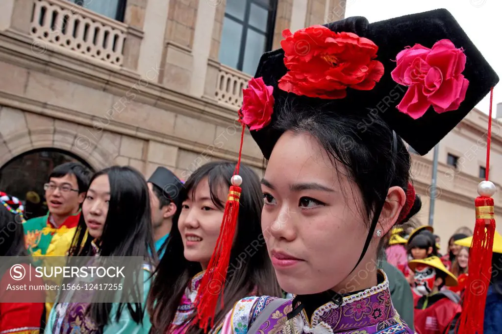 Chinese hairstyle, parade, celebration of Chinese New Year, Year of the Goat, Barcelona, Catalonia, Spain