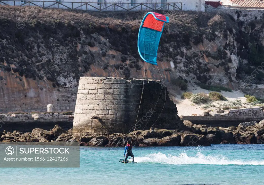 Kitesurfing. Tarifa, Cadiz, Costa de la Luz, Andalusia, Spain.