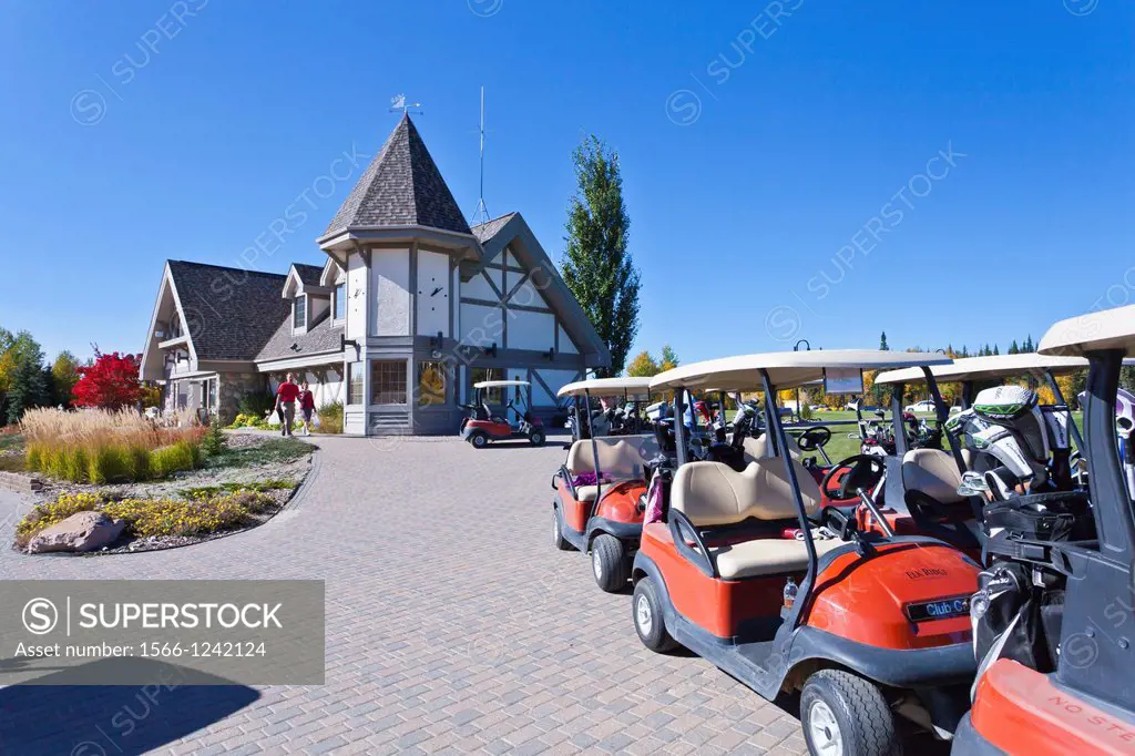 The award winning golf course at the Elk Ridge Resort on Lake Waskasiu, Saskatchewan, Canada