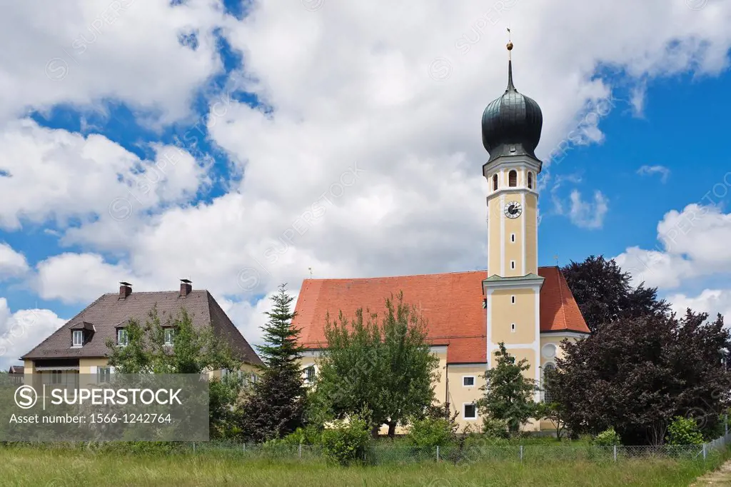 Roman Catholic parish church Holy Blood, Zugspitz street, Rosenheim, Upper Bavaria, Bavaria, Germany, Europe