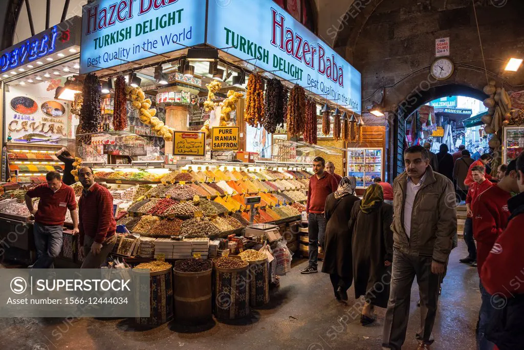 Interior of the Egyptian or spice bazaar, Eminonu, Istanbul, Turkey.