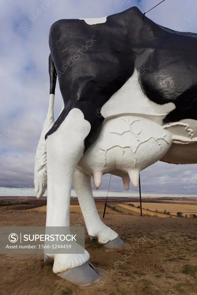 USA, North Dakota, New Salem, Salem Sue, World´s Largest Holstein Cow