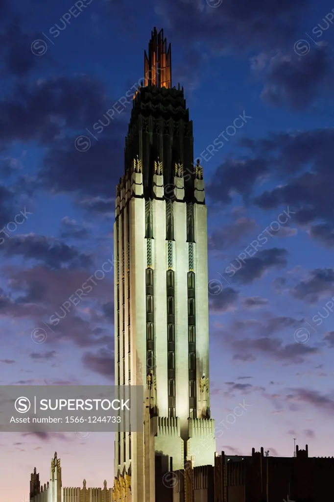 USA, Oklahoma, Tulsa, Boston Avenue United Methodist Church, art-deco skyscraper church, dawn