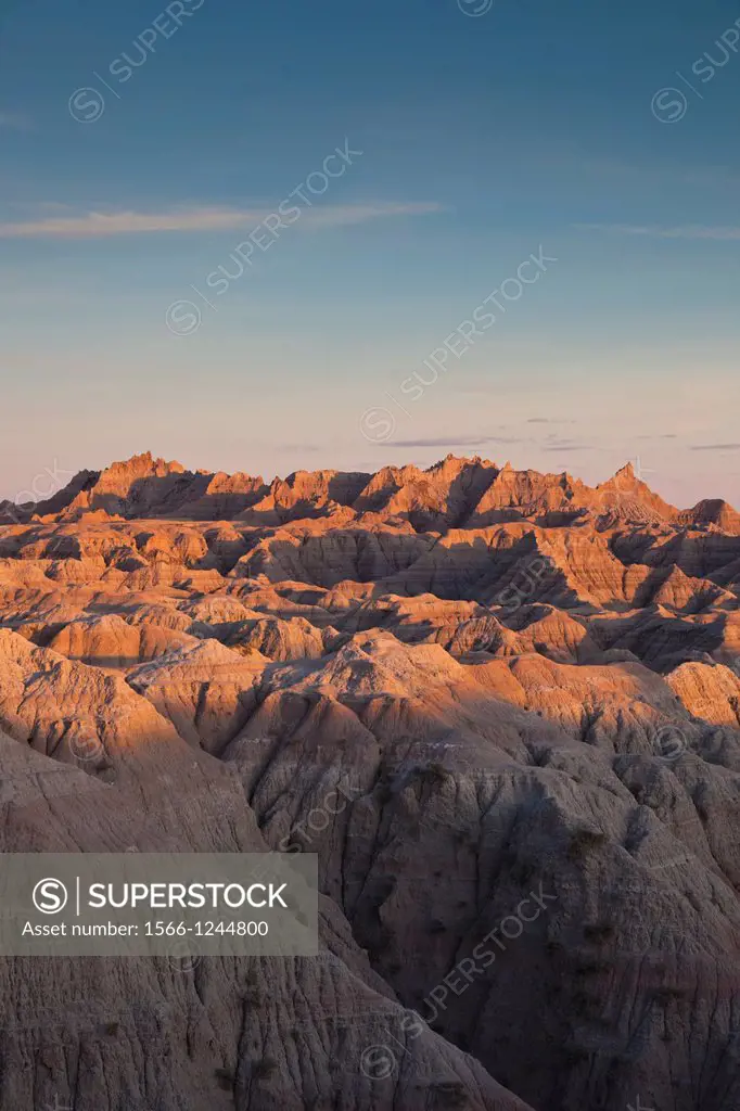 USA, South Dakota, Interior, Badlands National Park, sunset