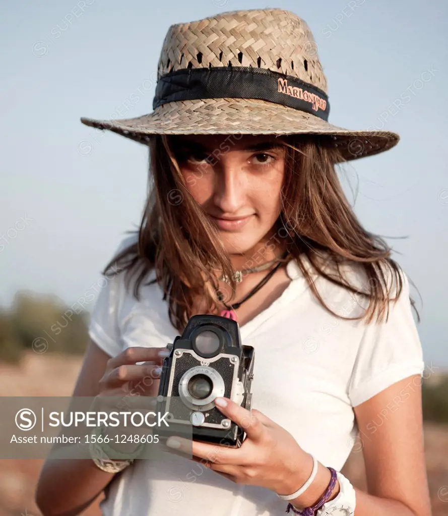 girl with hat and camera, girl with hat and camera
