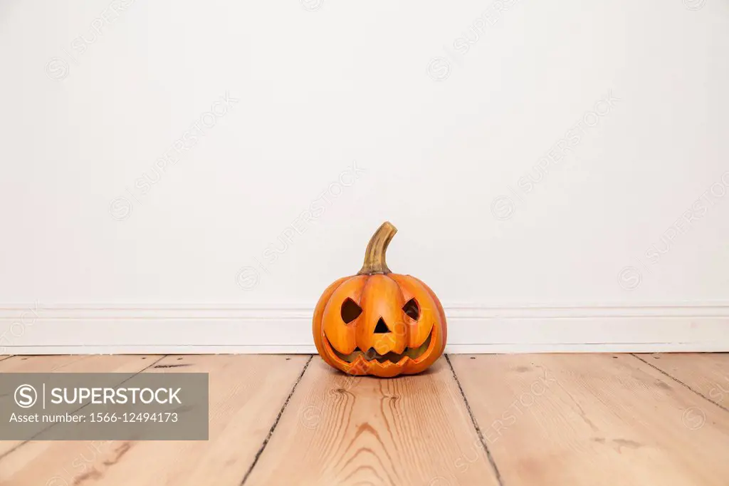 pumpkin to halloween.