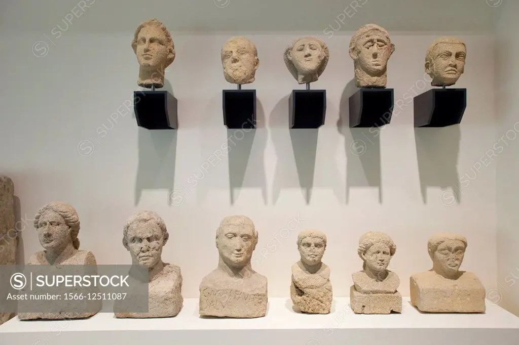 Roman Town, heads, funerary culture, 1st century B. C - 2nd century A. D, National Archaeological Museum, Taranto, Puglia, Italy, Europe.
