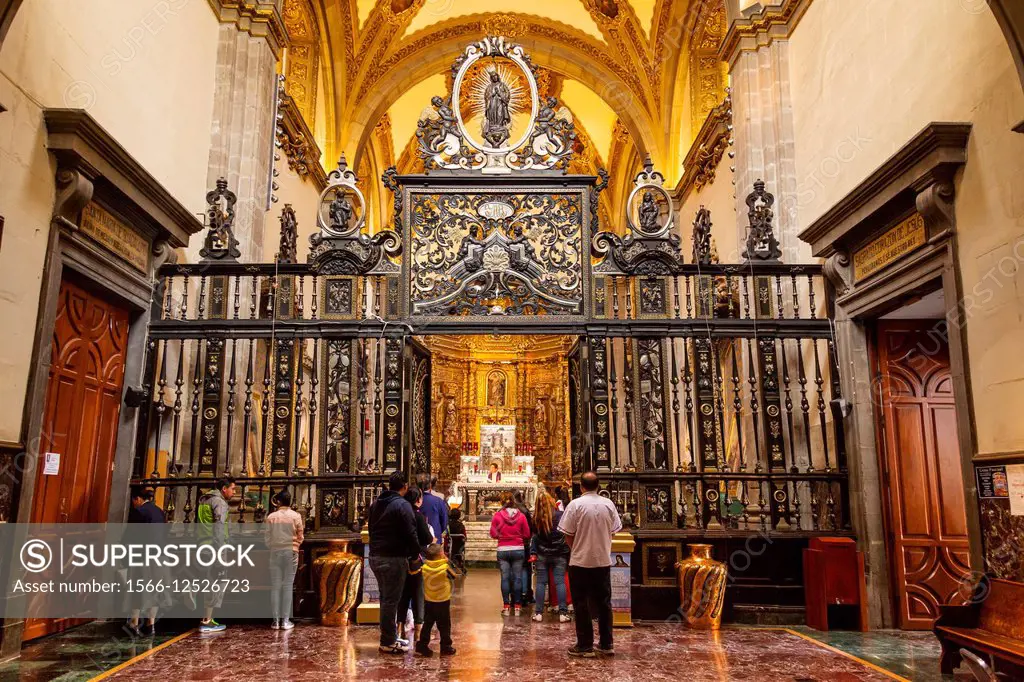 Interior, old Basilica of Our Lady of Guadalupe (Basilica de Nuestra Señora de Guadalupe), Mexico City, Mexico DF, Mexico