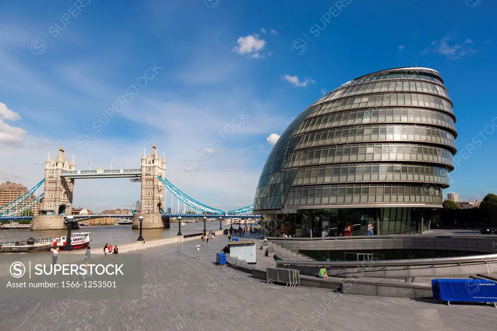 City Hall designed by the architect Norman Foster and Tower Bridge in the background, London, England, UK, Europe