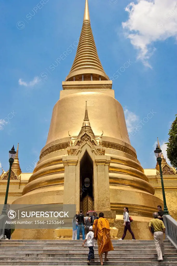 Golden Chedi, Wat Phra Kaew, The Grand Palace Bangkok , Thailand
