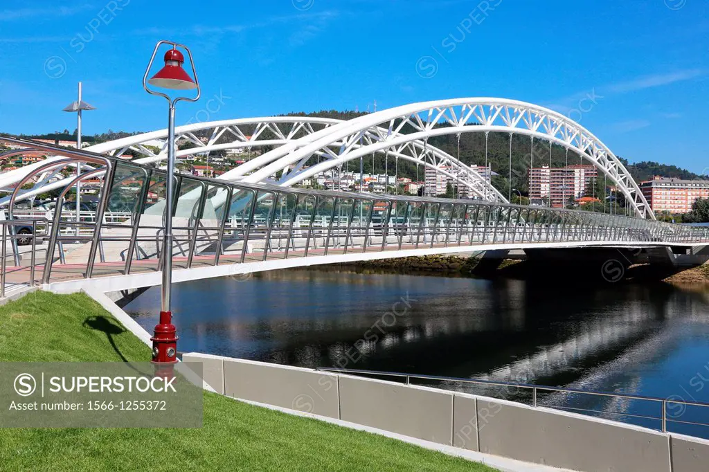 Puente de As Correntes Bridge, Lérez River, Pontevedra, Galicia, Spain.