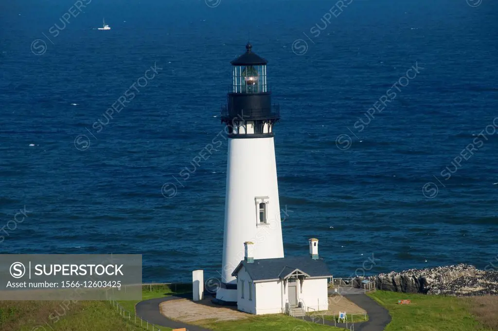 Yaquina Head Lighthouse, Yaquina Head Outstanding Natural Area, Newport, Oregon.