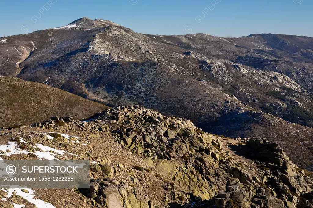 The Cuerda Larga from Maliciosa peak  Sierra de Guadarrama  Madrid  Spain
