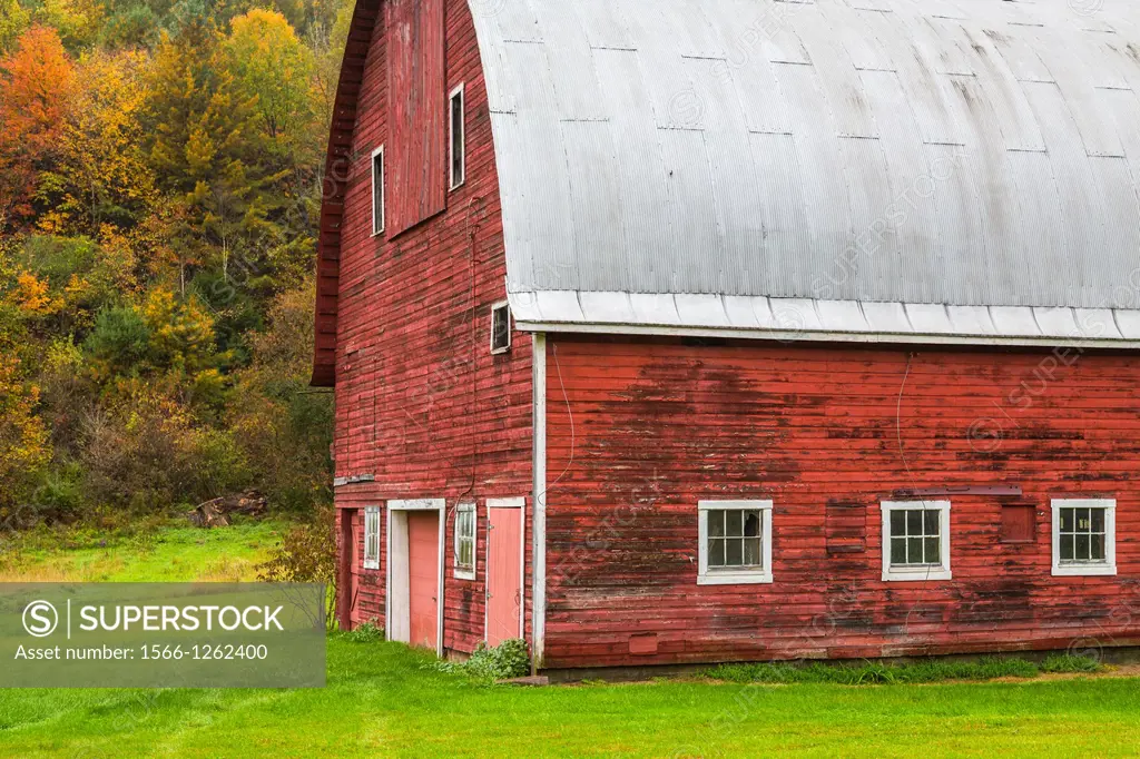 Picturesque red barn in North Randolph in Vermont, USA