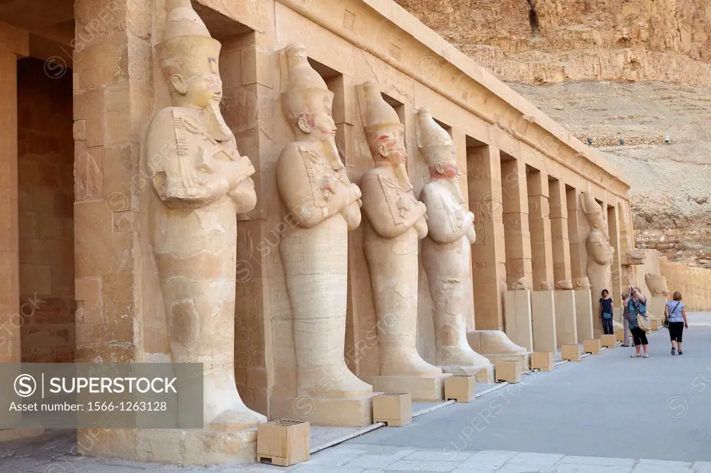 Egypt - statues of Hatshepsut on the third terrace, Hatshepsut Temple, Valley of the Queens, Thebes, Upper Egypt
