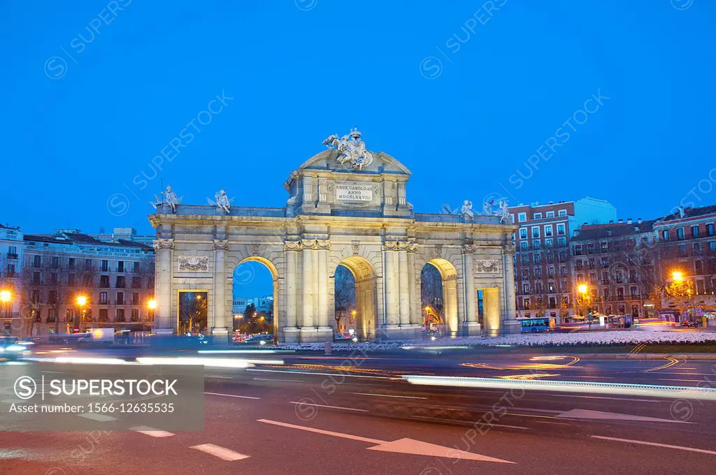 Alcala Gate, night view. Independencia Square, Madrid, Spain.