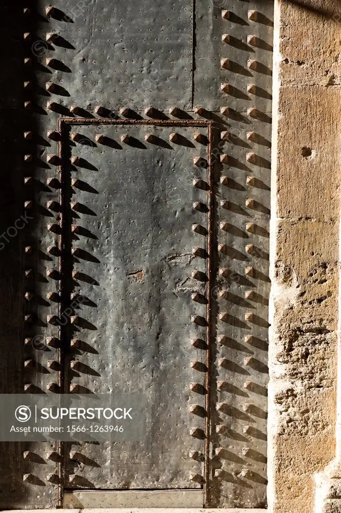 Aged door, San Juan de la Cruz church, Valencia, Spain