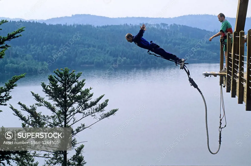 bungee jumping over the lake of Pierre-Percee, Meurthe-et-Moselle department, Lorraine region, France, Europe