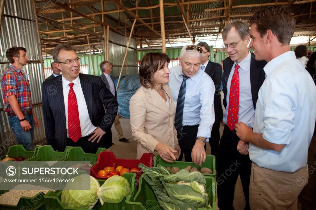Dutch minister lilanne ploumen development aid visits a dutch farm outside Addid Abbeba, Ethiopia