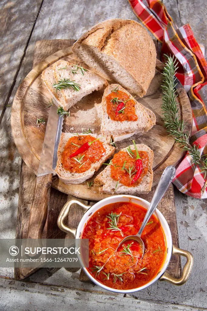 Bruschetta bread with tomato and chili sauce and integral.