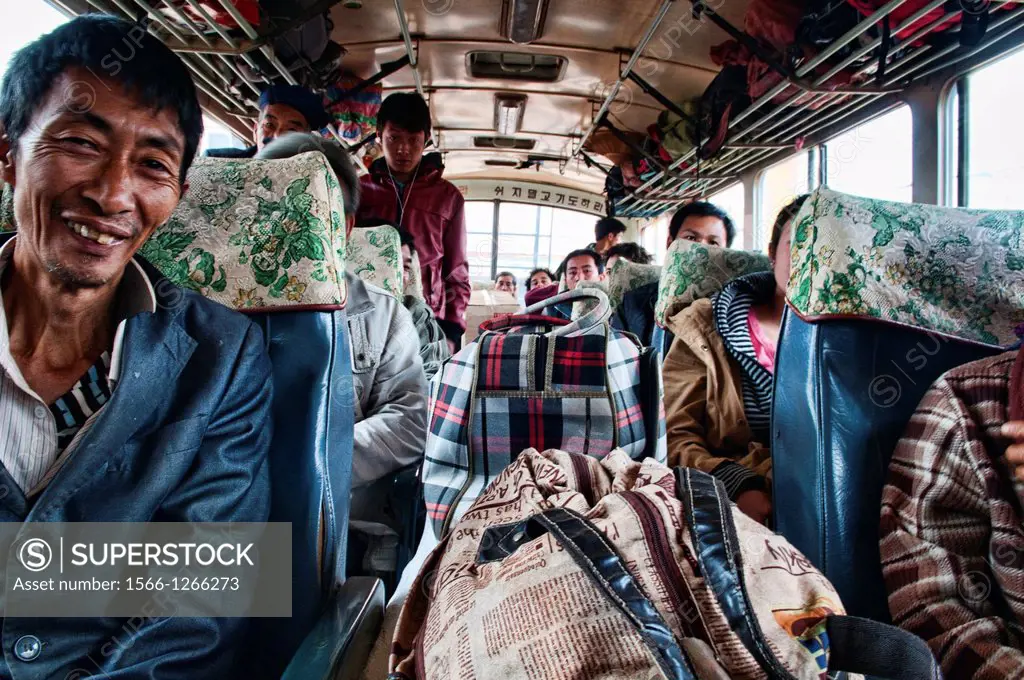 the bus to Phongsaly in northern Laos