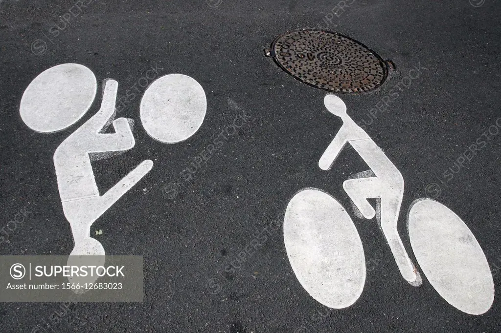 Bike lane indicators, Rouen, Normandy, France