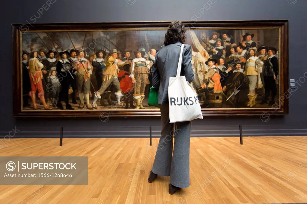 Dutch media at the opening of the rijksmuseum, after being closed for many years due to renovation