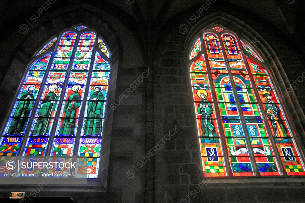 glass windows, church of Saint Leonard, Fougères, Brittany, France