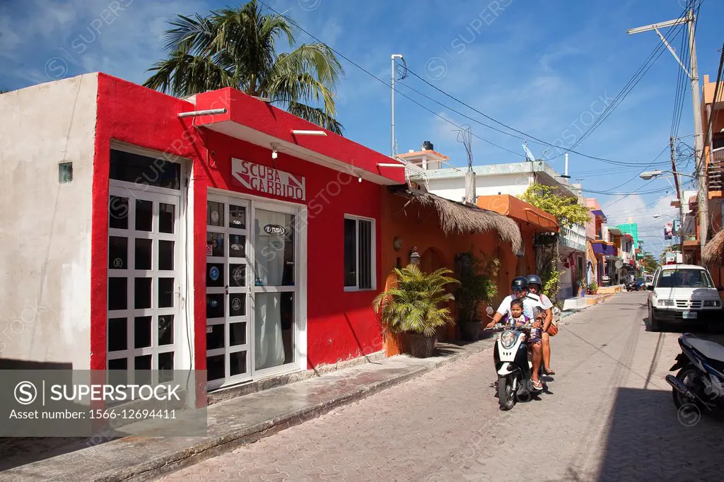 Street scene from the town center, Isla Mujeres, Cancun, Quintana Roo, Yucatan Province, Mexico, North America.