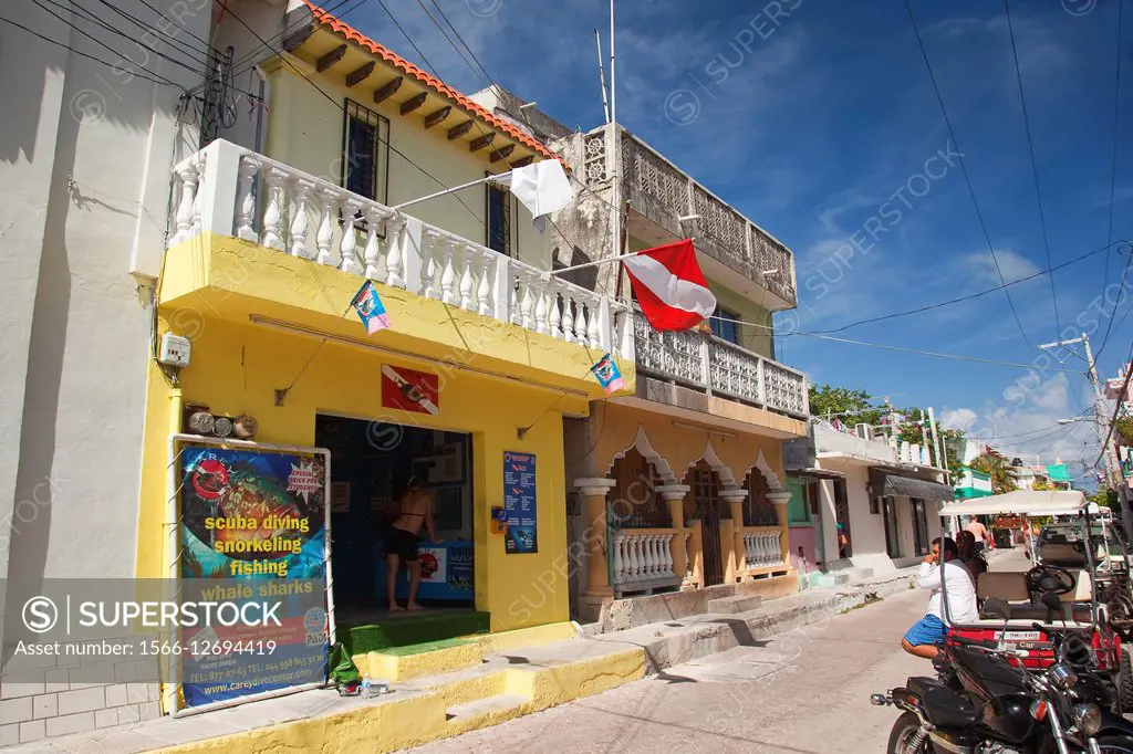 Street scene from the town center, Isla Mujeres, Cancun, Quintana Roo, Yucatan Province, Mexico, North America.